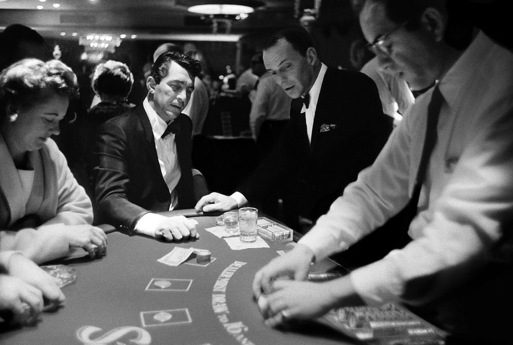 hhpoker下载 - 德扑圈官方App界面展示